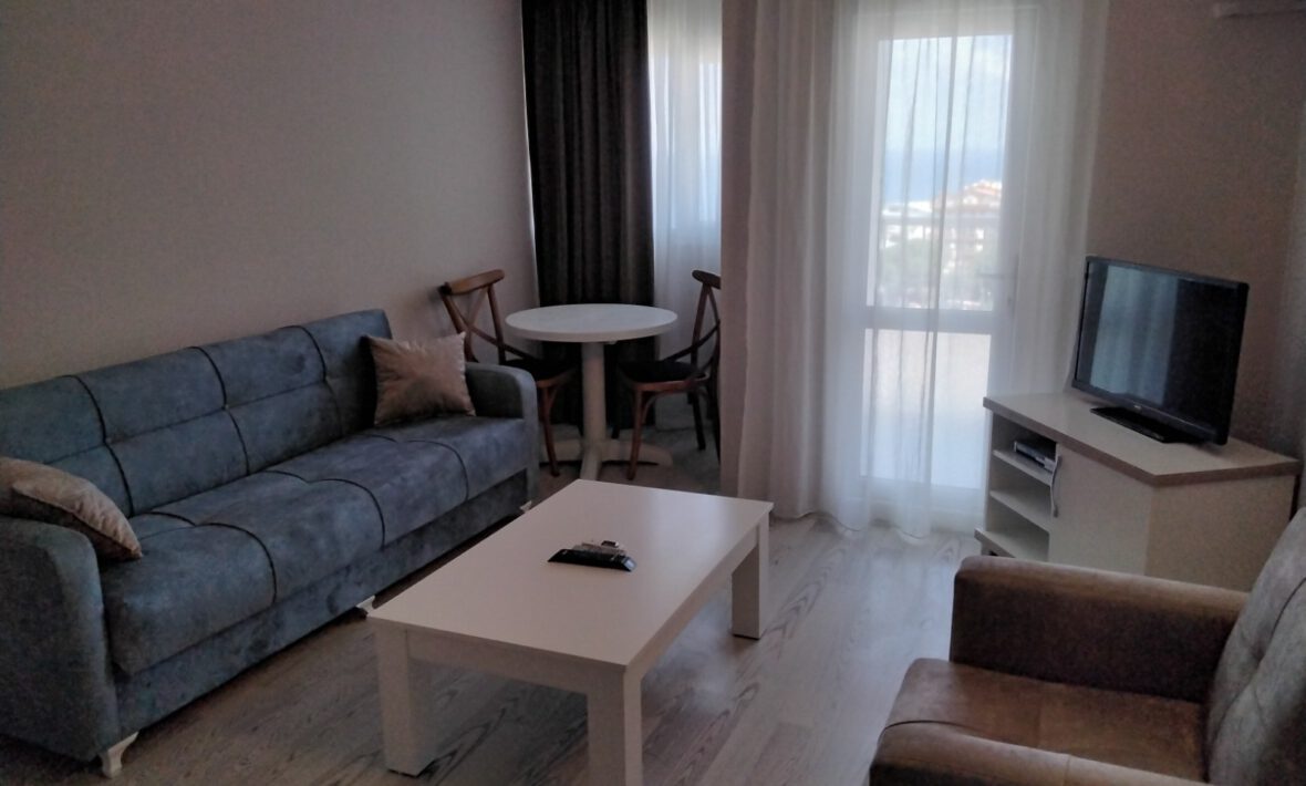 DENİZ MANZARALI SUITE 1+1 3/K 